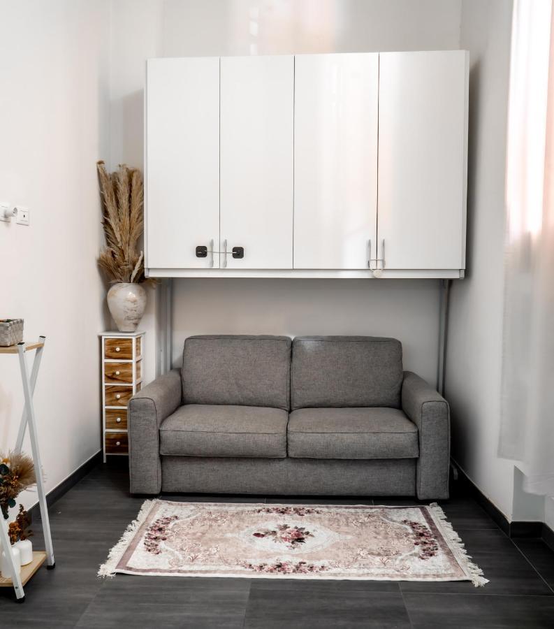 Appartamento Charming Frescoed Loft Bologna Esterno foto