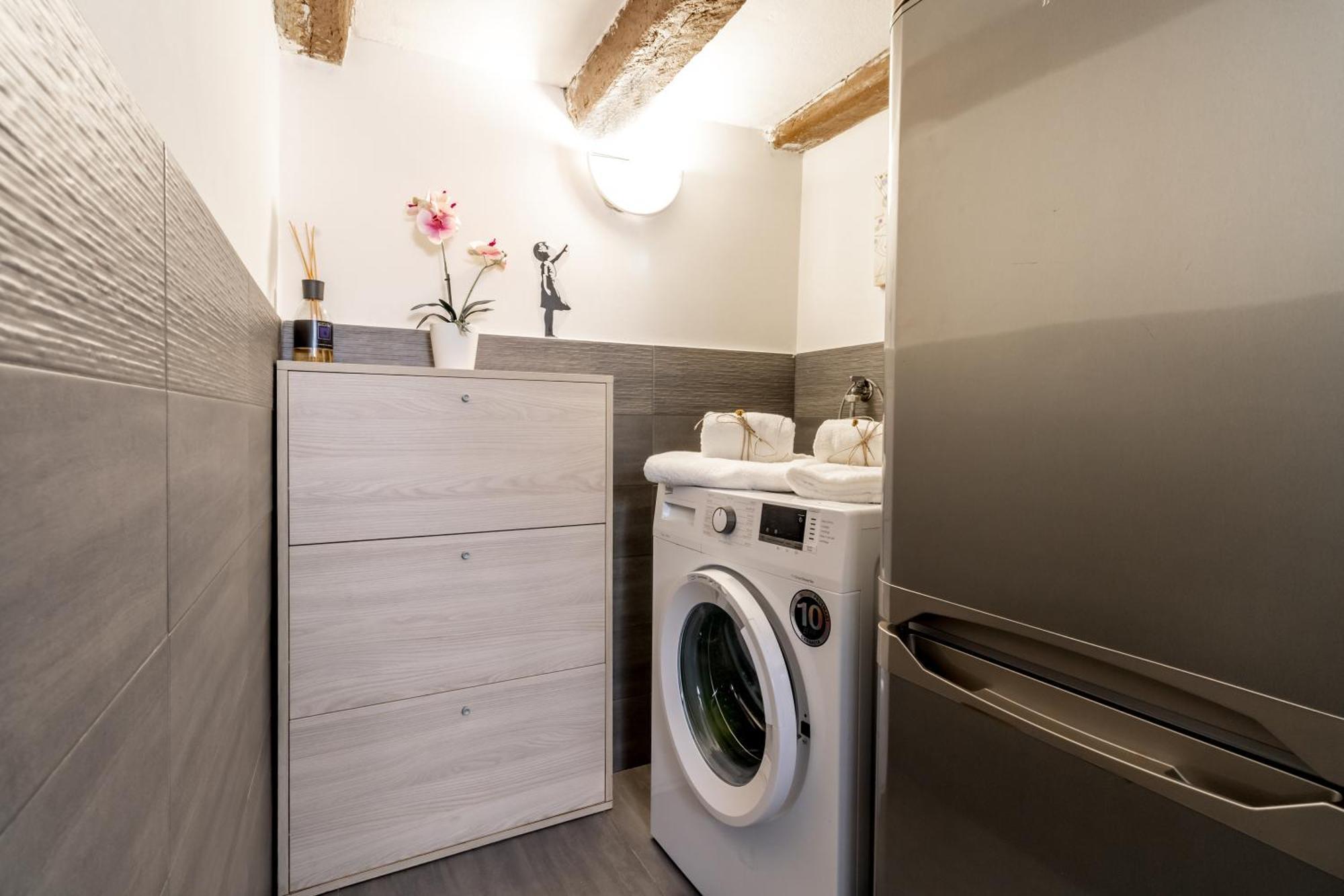 Appartamento Charming Frescoed Loft Bologna Esterno foto
